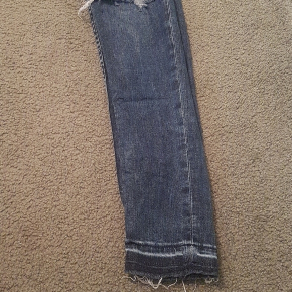 H&M distressed skinny jeans - Picture 7 of 11
